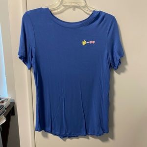 Old Navy blue t shirt sun and hearts